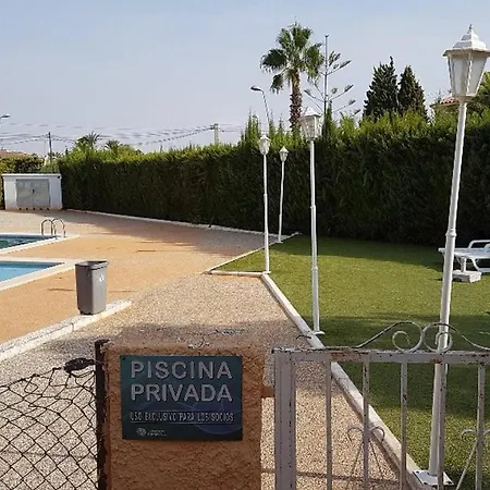 Сasa de vacaciones Bungalow In The Chic District Of Los Balcones Torrevieja