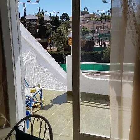 Bungalow In The Chic District Of Los Balcones