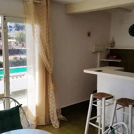 Bungalow In The Chic District Of Los Balcones *